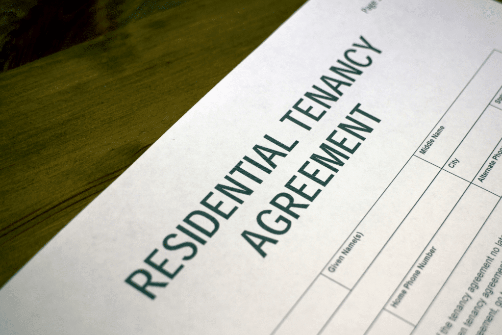 residential tenant agreement paperwork